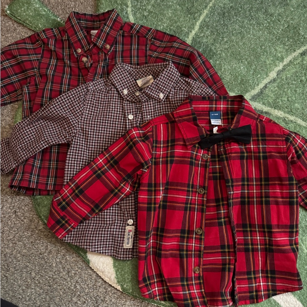 Dress shirt bundle, reds with other colors.